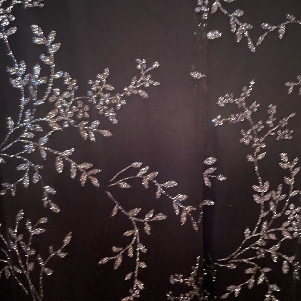 Formal Dress - Picture 3 of 4